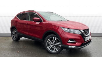 Nissan Qashqai 1.2 DiG-T N-Connecta 5dr Petrol Hatchback